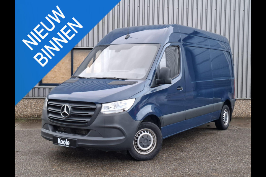 Mercedes-Benz Sprinter 311 CDI GB L2 FWD Functional 3.5T / AIRCO / CAMERA / 3 ZITS / DEALER ONDERHOUDEN / NAVI