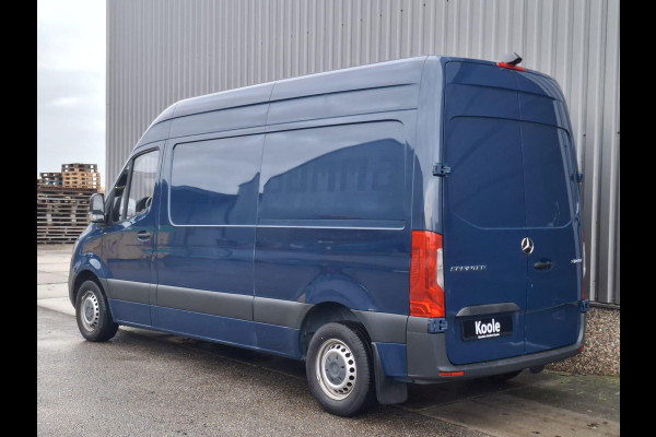 Mercedes-Benz Sprinter 311 CDI GB L2 FWD Functional 3.5T / AIRCO / CAMERA / 3 ZITS / DEALER ONDERHOUDEN / NAVI
