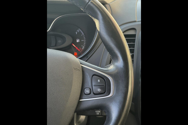 Renault Captur 1.2 TCe Bose - Navigatie I Airco I Sport velgen I PDC I LED I Comfort pakket I Dealer onderhouden