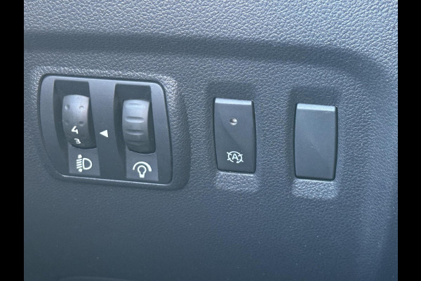 Renault Captur 1.2 TCe Bose - Navigatie I Airco I Sport velgen I PDC I LED I Comfort pakket I Dealer onderhouden