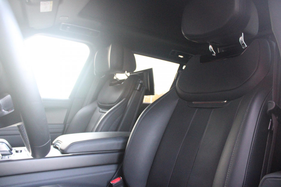 Land Rover Range Rover 4.4 V8 P530 SV LWB AWD AUTOMAAT | PANORAMISCH SCHUIF/KANTEL DAK | MEESTURENDE ACHTERAS | ELEKTRISCH WEGKLAPBARE TREKHAAK | SV INTERIEUR FIRST CLASS CABIN PACK (TWEE VOLLEDIG VERTELBARE ACHTERSTOELEN MET SCHERMEN EN KOELKAST) (RSE) | 23" OBLIVN VELGEN | LUCHTVERING | MASSAGE FUNCTIE OP ALLE STOELEN INCL. VERWARMING EN KOELING | VOORRUIT/STUUR VERWARMING | PRIVACY GLASS | LEDEREN BEKLEDING SEMI ANILINE/EBONY | ADAPTIVE CRUISE CONTROL | ALLE STOELEN ELEKTRISCH VERSTELBAAR 24 VOUDIG | 360° CAMERA | HEMELBEKLEDING LEDER EBONY | DODEHOEK DETECTIE | HEAD UP DISPLAY | SOFT CLO