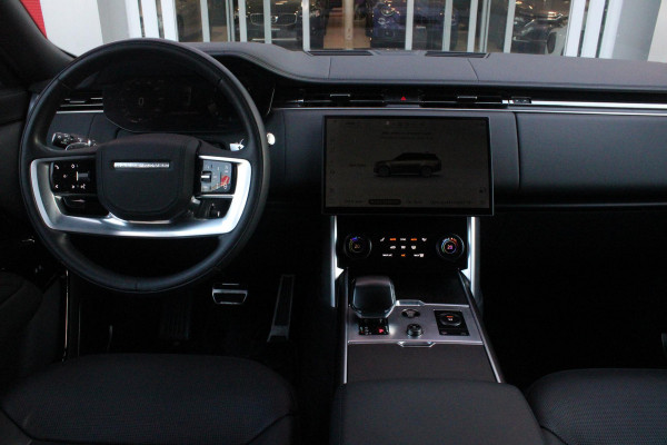 Land Rover Range Rover 4.4 V8 P530 SV LWB AWD AUTOMAAT | PANORAMISCH SCHUIF/KANTEL DAK | MEESTURENDE ACHTERAS | ELEKTRISCH WEGKLAPBARE TREKHAAK | SV INTERIEUR FIRST CLASS CABIN PACK (TWEE VOLLEDIG VERTELBARE ACHTERSTOELEN MET SCHERMEN EN KOELKAST) (RSE) | 23" OBLIVN VELGEN | LUCHTVERING | MASSAGE FUNCTIE OP ALLE STOELEN INCL. VERWARMING EN KOELING | VOORRUIT/STUUR VERWARMING | PRIVACY GLASS | LEDEREN BEKLEDING SEMI ANILINE/EBONY | ADAPTIVE CRUISE CONTROL | ALLE STOELEN ELEKTRISCH VERSTELBAAR 24 VOUDIG | 360° CAMERA | HEMELBEKLEDING LEDER EBONY | DODEHOEK DETECTIE | HEAD UP DISPLAY | SOFT CLO