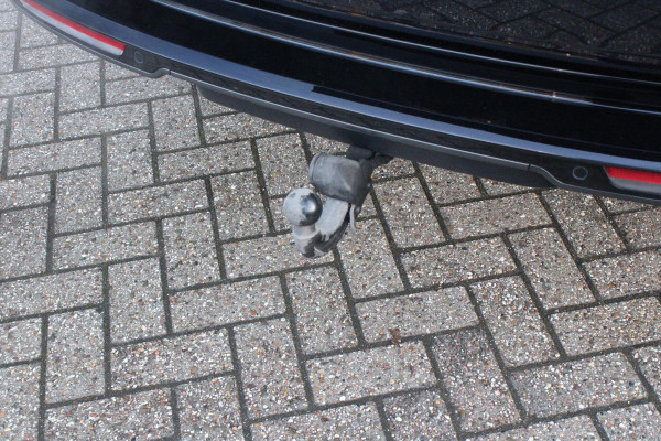 Land Rover Range Rover 4.4 V8 P530 SV LWB AWD AUTOMAAT | PANORAMISCH SCHUIF/KANTEL DAK | MEESTURENDE ACHTERAS | ELEKTRISCH WEGKLAPBARE TREKHAAK | SV INTERIEUR FIRST CLASS CABIN PACK (TWEE VOLLEDIG VERTELBARE ACHTERSTOELEN MET SCHERMEN EN KOELKAST) (RSE) | 23" OBLIVN VELGEN | LUCHTVERING | MASSAGE FUNCTIE OP ALLE STOELEN INCL. VERWARMING EN KOELING | VOORRUIT/STUUR VERWARMING | PRIVACY GLASS | LEDEREN BEKLEDING SEMI ANILINE/EBONY | ADAPTIVE CRUISE CONTROL | ALLE STOELEN ELEKTRISCH VERSTELBAAR 24 VOUDIG | 360° CAMERA | HEMELBEKLEDING LEDER EBONY | DODEHOEK DETECTIE | HEAD UP DISPLAY | SOFT CLO