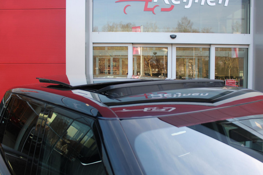 Land Rover Range Rover 4.4 V8 P530 SV LWB AWD AUTOMAAT | PANORAMISCH SCHUIF/KANTEL DAK | MEESTURENDE ACHTERAS | ELEKTRISCH WEGKLAPBARE TREKHAAK | SV INTERIEUR FIRST CLASS CABIN PACK (TWEE VOLLEDIG VERTELBARE ACHTERSTOELEN MET SCHERMEN EN KOELKAST) (RSE) | 23" OBLIVN VELGEN | LUCHTVERING | MASSAGE FUNCTIE OP ALLE STOELEN INCL. VERWARMING EN KOELING | VOORRUIT/STUUR VERWARMING | PRIVACY GLASS | LEDEREN BEKLEDING SEMI ANILINE/EBONY | ADAPTIVE CRUISE CONTROL | ALLE STOELEN ELEKTRISCH VERSTELBAAR 24 VOUDIG | 360° CAMERA | HEMELBEKLEDING LEDER EBONY | DODEHOEK DETECTIE | HEAD UP DISPLAY | SOFT CLO