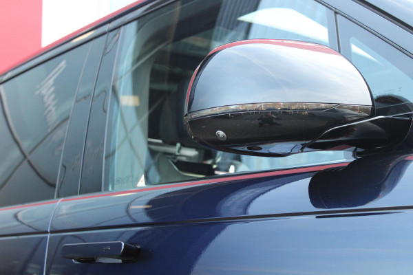 Land Rover Range Rover 4.4 V8 P530 SV LWB AWD AUTOMAAT | PANORAMISCH SCHUIF/KANTEL DAK | MEESTURENDE ACHTERAS | ELEKTRISCH WEGKLAPBARE TREKHAAK | SV INTERIEUR FIRST CLASS CABIN PACK (TWEE VOLLEDIG VERTELBARE ACHTERSTOELEN MET SCHERMEN EN KOELKAST) (RSE) | 23" OBLIVN VELGEN | LUCHTVERING | MASSAGE FUNCTIE OP ALLE STOELEN INCL. VERWARMING EN KOELING | VOORRUIT/STUUR VERWARMING | PRIVACY GLASS | LEDEREN BEKLEDING SEMI ANILINE/EBONY | ADAPTIVE CRUISE CONTROL | ALLE STOELEN ELEKTRISCH VERSTELBAAR 24 VOUDIG | 360° CAMERA | HEMELBEKLEDING LEDER EBONY | DODEHOEK DETECTIE | HEAD UP DISPLAY | SOFT CLO