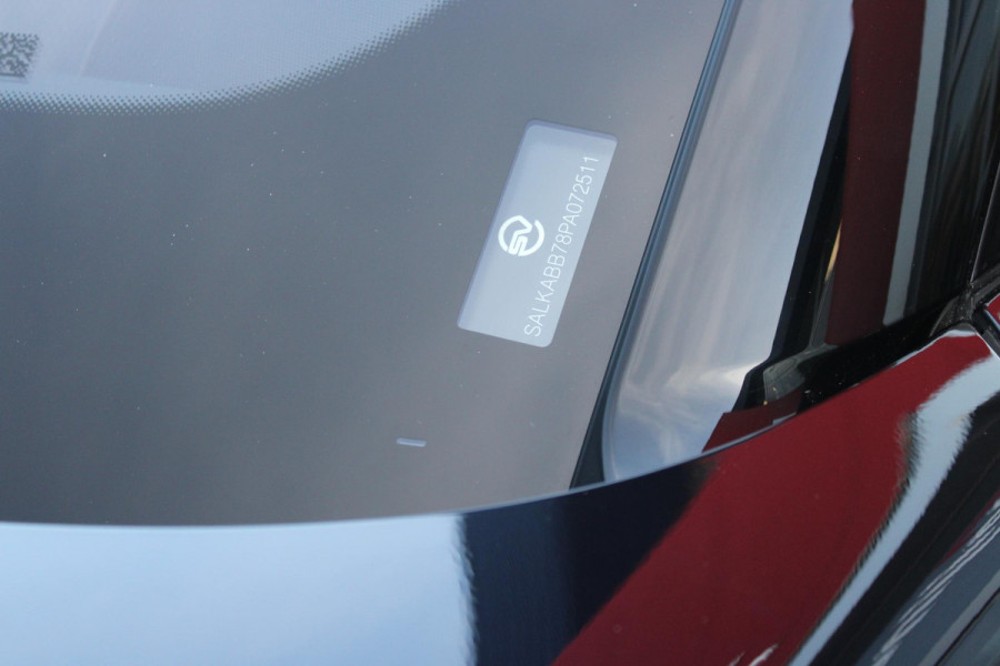 Land Rover Range Rover 4.4 V8 P530 SV LWB AWD AUTOMAAT | PANORAMISCH SCHUIF/KANTEL DAK | MEESTURENDE ACHTERAS | ELEKTRISCH WEGKLAPBARE TREKHAAK | SV INTERIEUR FIRST CLASS CABIN PACK (TWEE VOLLEDIG VERTELBARE ACHTERSTOELEN MET SCHERMEN EN KOELKAST) (RSE) | 23" OBLIVN VELGEN | LUCHTVERING | MASSAGE FUNCTIE OP ALLE STOELEN INCL. VERWARMING EN KOELING | VOORRUIT/STUUR VERWARMING | PRIVACY GLASS | LEDEREN BEKLEDING SEMI ANILINE/EBONY | ADAPTIVE CRUISE CONTROL | ALLE STOELEN ELEKTRISCH VERSTELBAAR 24 VOUDIG | 360° CAMERA | HEMELBEKLEDING LEDER EBONY | DODEHOEK DETECTIE | HEAD UP DISPLAY | SOFT CLO