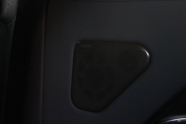 Land Rover Range Rover 4.4 V8 P530 SV LWB AWD AUTOMAAT | PANORAMISCH SCHUIF/KANTEL DAK | MEESTURENDE ACHTERAS | ELEKTRISCH WEGKLAPBARE TREKHAAK | SV INTERIEUR FIRST CLASS CABIN PACK (TWEE VOLLEDIG VERTELBARE ACHTERSTOELEN MET SCHERMEN EN KOELKAST) (RSE) | 23" OBLIVN VELGEN | LUCHTVERING | MASSAGE FUNCTIE OP ALLE STOELEN INCL. VERWARMING EN KOELING | VOORRUIT/STUUR VERWARMING | PRIVACY GLASS | LEDEREN BEKLEDING SEMI ANILINE/EBONY | ADAPTIVE CRUISE CONTROL | ALLE STOELEN ELEKTRISCH VERSTELBAAR 24 VOUDIG | 360° CAMERA | HEMELBEKLEDING LEDER EBONY | DODEHOEK DETECTIE | HEAD UP DISPLAY | SOFT CLO