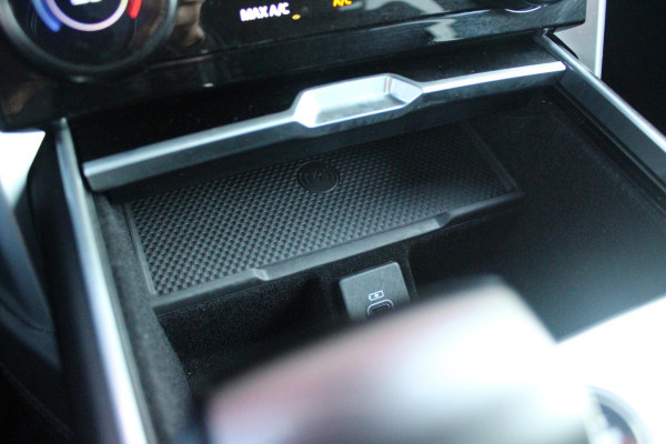 Land Rover Range Rover 4.4 V8 P530 SV LWB AWD AUTOMAAT | PANORAMISCH SCHUIF/KANTEL DAK | MEESTURENDE ACHTERAS | ELEKTRISCH WEGKLAPBARE TREKHAAK | SV INTERIEUR FIRST CLASS CABIN PACK (TWEE VOLLEDIG VERTELBARE ACHTERSTOELEN MET SCHERMEN EN KOELKAST) (RSE) | 23" OBLIVN VELGEN | LUCHTVERING | MASSAGE FUNCTIE OP ALLE STOELEN INCL. VERWARMING EN KOELING | VOORRUIT/STUUR VERWARMING | PRIVACY GLASS | LEDEREN BEKLEDING SEMI ANILINE/EBONY | ADAPTIVE CRUISE CONTROL | ALLE STOELEN ELEKTRISCH VERSTELBAAR 24 VOUDIG | 360° CAMERA | HEMELBEKLEDING LEDER EBONY | DODEHOEK DETECTIE | HEAD UP DISPLAY | SOFT CLO