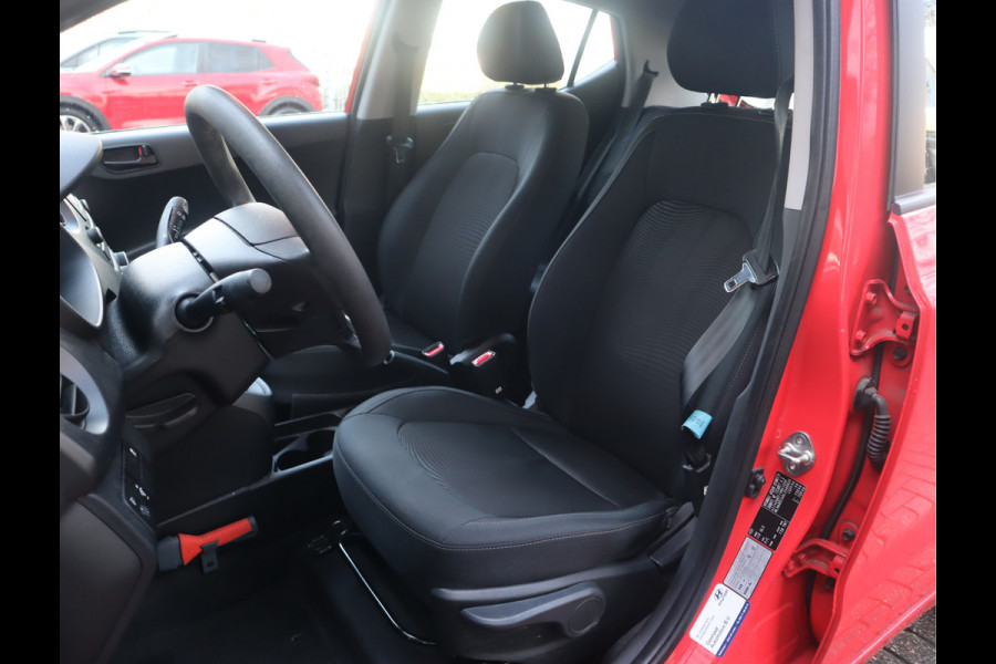 Hyundai i10 1.0i Comfort / CruiseControl