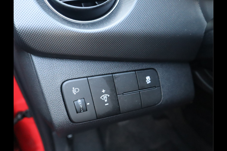 Hyundai i10 1.0i Comfort / CruiseControl