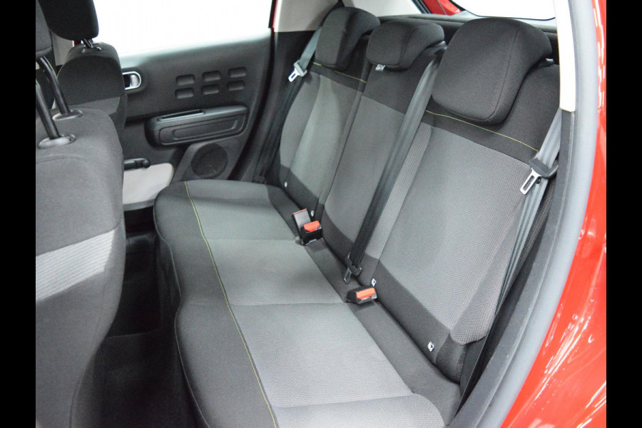 Citroën C3 1.2 PureTech Feel | CRUISECONTROL | CARPLAY | E.C.C. | ZWART DAK |