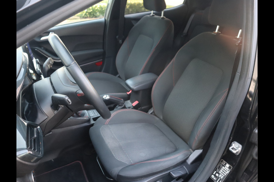 Ford Fiesta 1.0 EcoBoost ST-Line / Apple Carplay