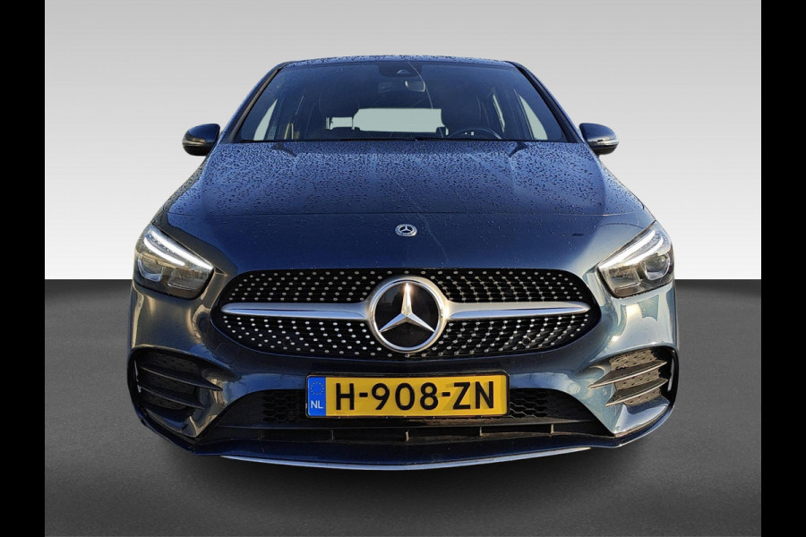 Mercedes-Benz B-Klasse 180 Business Solution AMG