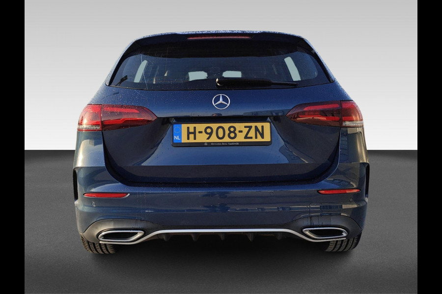Mercedes-Benz B-Klasse 180 Business Solution AMG