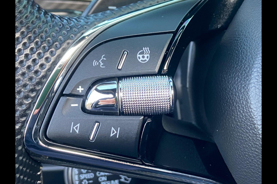 Škoda Superb Combi 1.5TSI RS-SPORTLINE/PANO/MAXTON/VIRTUAL