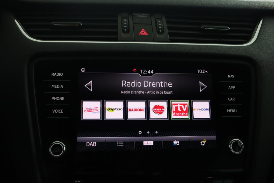 Škoda Octavia 1.0 TSI Greentech Sport Business|Trekhaak|17"|Cruise|Climate