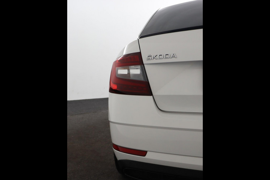 Škoda Octavia 1.0 TSI Greentech Sport Business|Trekhaak|17"|Cruise|Climate