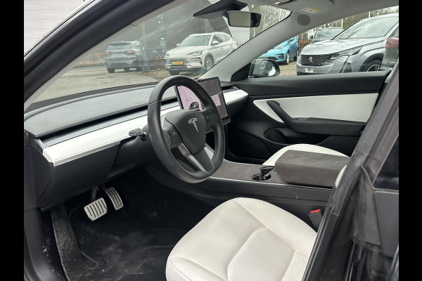 Tesla Model 3 Performance AWD 75 kWh VERWACHT | 20 inch velgen (als nieuw) | Zeer nette staat | Rijklaar geleverd incl. 12 mnd Bovag-garantie | Tesla fabrieksgarantie op de hoogvolt accu t/m 13-12-2027 of 192.000 km