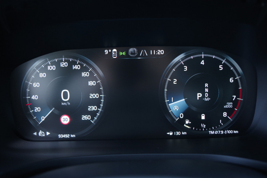 Volvo V60 2.0 B3 163 PK R-Design, Panoramadak, Harman/Kardon, Trekhaak, Leder, Sportstoelen