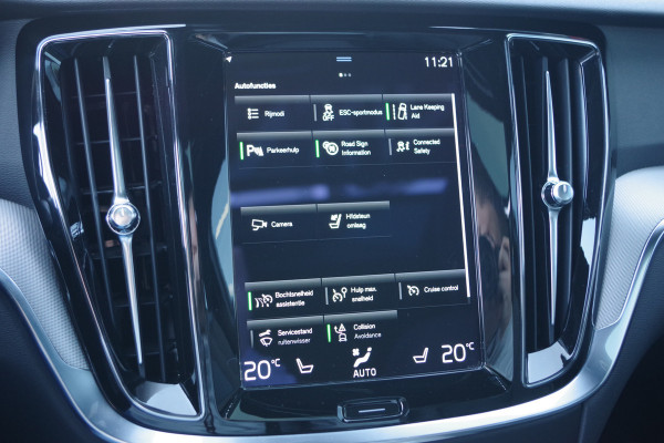Volvo V60 2.0 B3 163 PK R-Design, Panoramadak, Harman/Kardon, Trekhaak, Leder, Sportstoelen