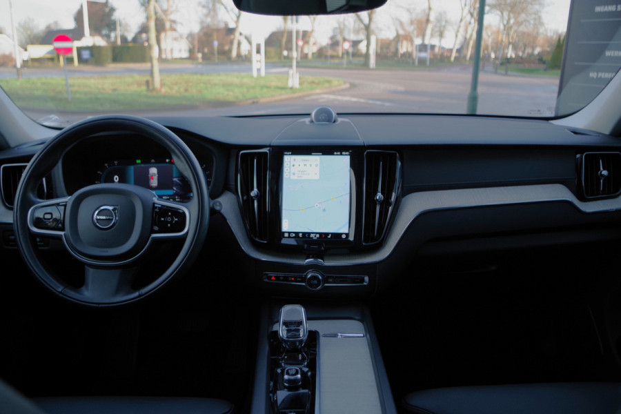 Volvo XC60 2.0 T6 350 PK Plug-in Hybrid LongRange AWD Plus Bright, Panoramadak, Bowers & Wilkins Sound, Leder