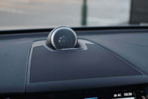 Volvo XC60 2.0 T6 350 PK Plug-in Hybrid LongRange AWD Plus Bright, Panoramadak, Bowers & Wilkins Sound, Leder