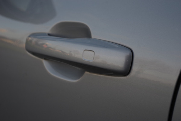 Volvo XC60 2.0 T6 350 PK Plug-in Hybrid LongRange AWD Plus Bright, Panoramadak, Bowers & Wilkins Sound, Leder