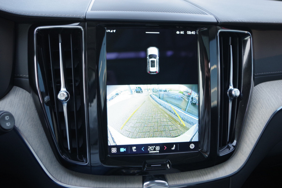 Volvo XC60 2.0 T6 350 PK Plug-in Hybrid LongRange AWD Plus Bright, Panoramadak, Bowers & Wilkins Sound, Leder