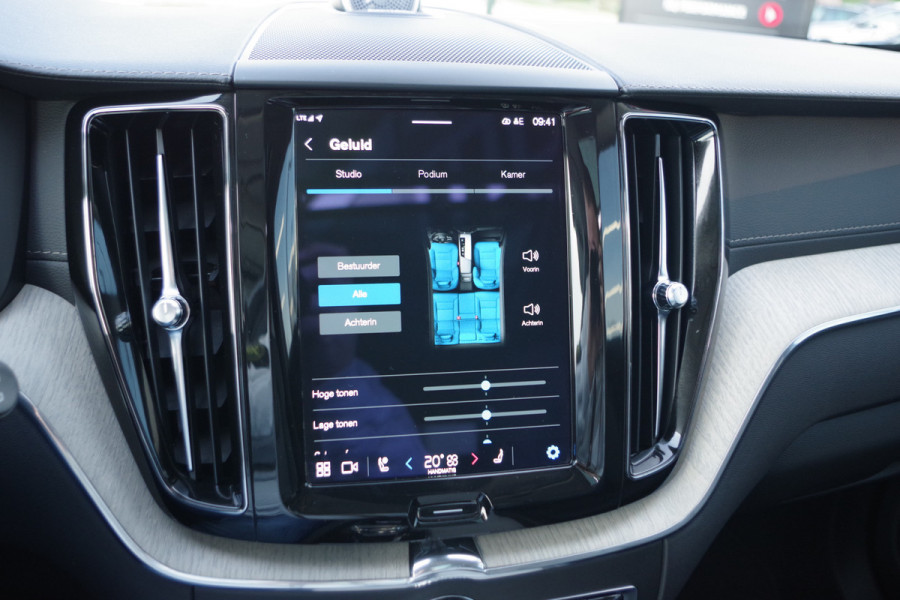 Volvo XC60 2.0 T6 350 PK Plug-in Hybrid LongRange AWD Plus Bright, Panoramadak, Bowers & Wilkins Sound, Leder