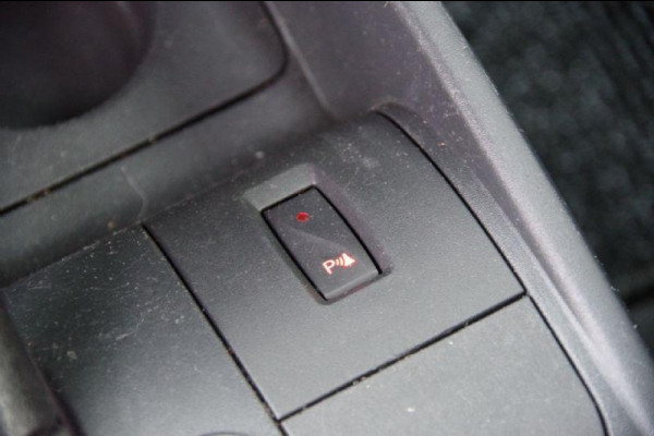 Mercedes-Benz Citan 112 AUT. BENZINE, AIRCO, PARKEERSENSOREN, STOELVERWARMING