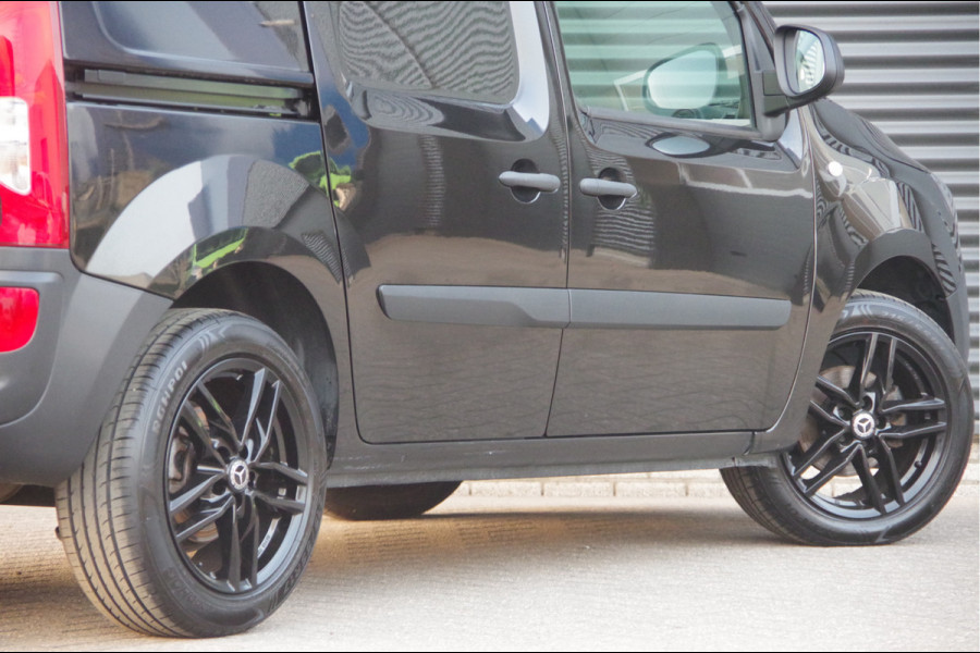 Mercedes-Benz Citan 112 AUT. BENZINE, AIRCO, PARKEERSENSOREN, STOELVERWARMING