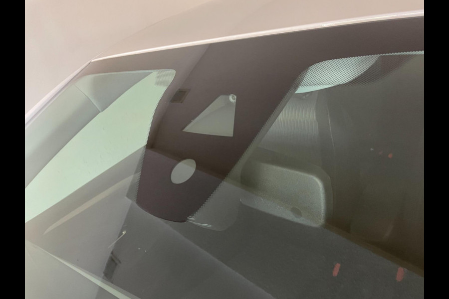 Opel Corsa 1.2 Edition AIRCO NAVI CRUISE STUURVERW PDC BLUETOOTH VELGEN ELEK RAMEN CENT VERG NIEUWSTAAT