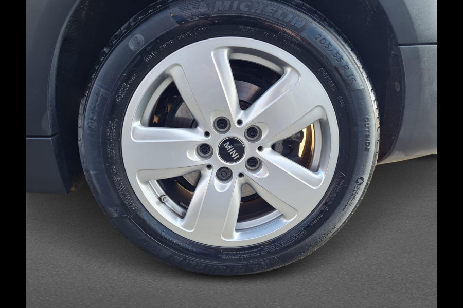 MINI Clubman 1.5 One Chili | automaat |