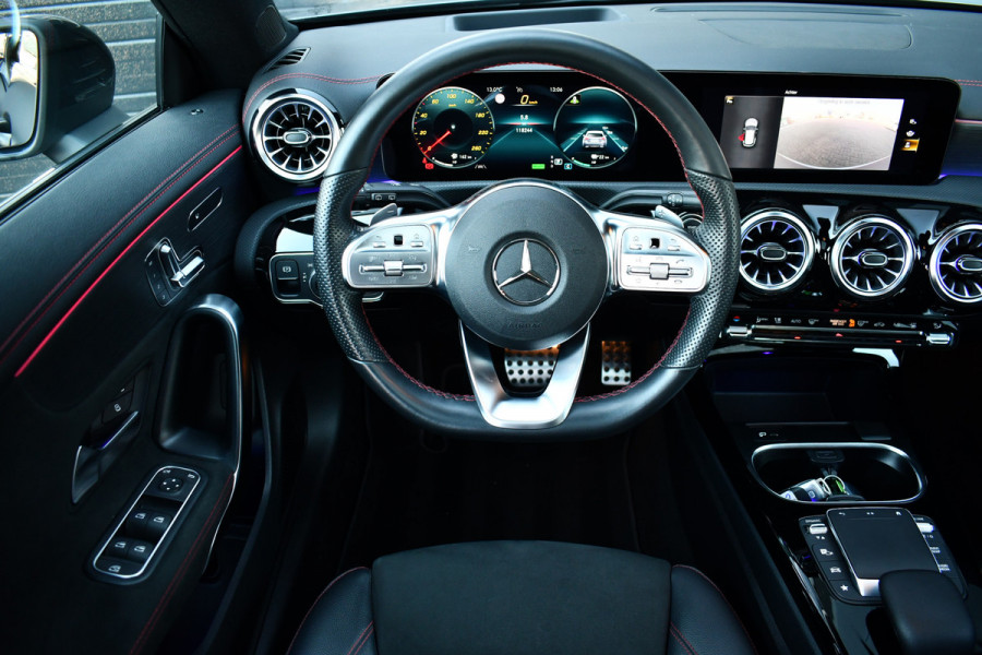 Mercedes-Benz CLA-Klasse Shooting Brake 250 e AMG Magno! Pano HUD 19inch Night El-zetel Camera