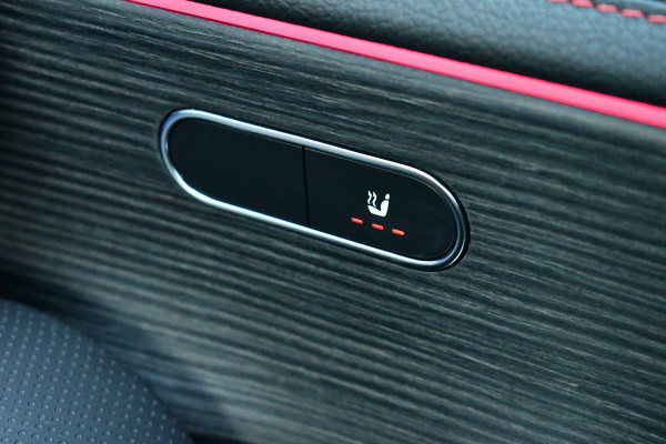 Mercedes-Benz CLA-Klasse Shooting Brake 250 e AMG Magno! Pano HUD 19inch Night El-zetel Camera