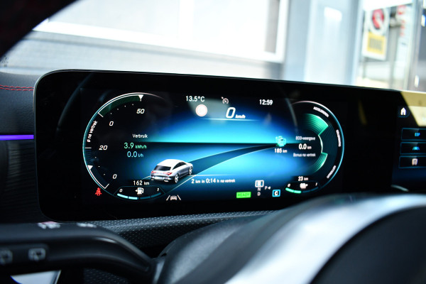 Mercedes-Benz CLA-Klasse Shooting Brake 250 e AMG Magno! Pano HUD 19inch Night El-zetel Camera