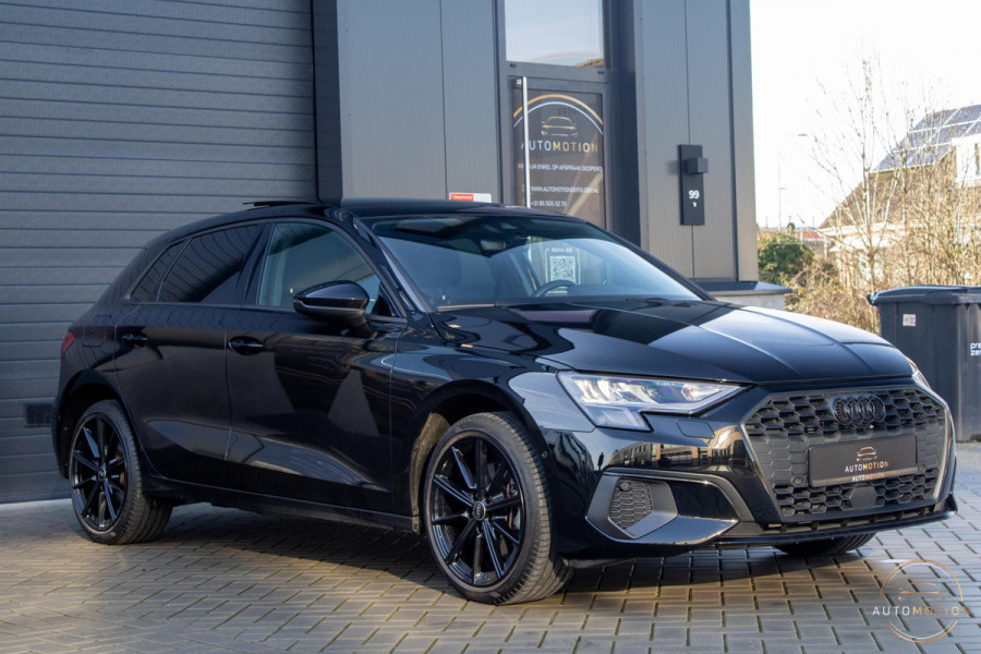 Audi A3 Sportback 40 TFSI e PANO CAMERA PARKEERHULP