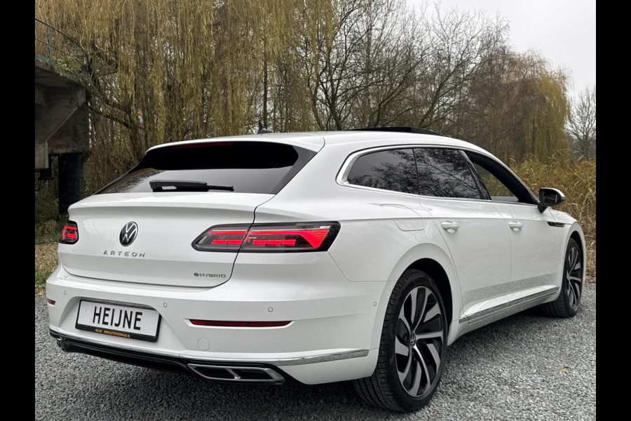 Volkswagen Arteon Shooting Brake eHYBRID 218PK DSG R-LINE BUSINESS+ TREKHAAK/360CAMERA/PANORAMADAK