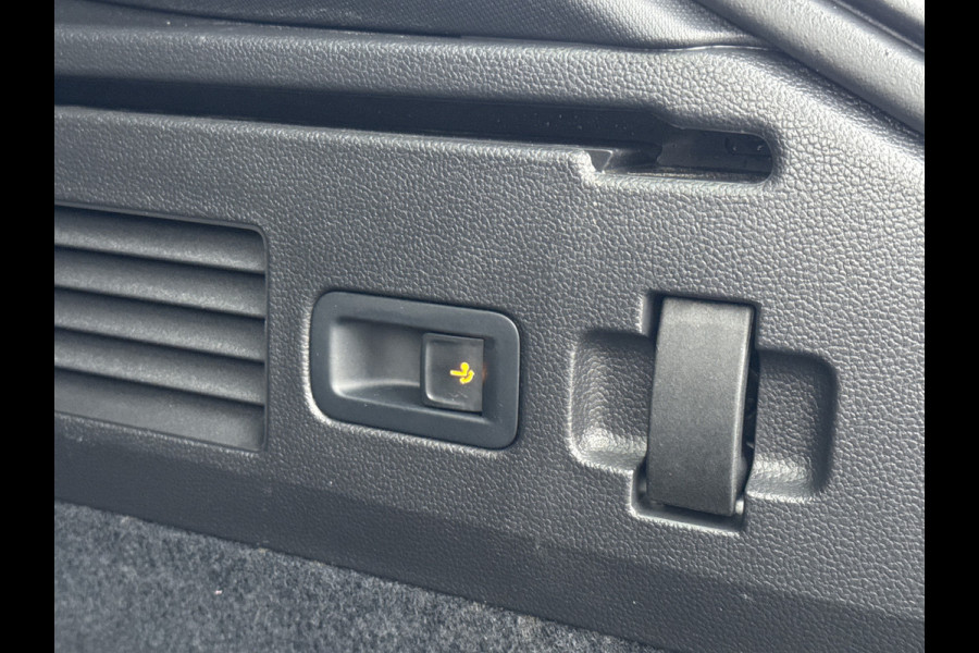 Volkswagen Arteon Shooting Brake eHYBRID 218PK DSG R-LINE BUSINESS+ TREKHAAK/360CAMERA/PANORAMADAK