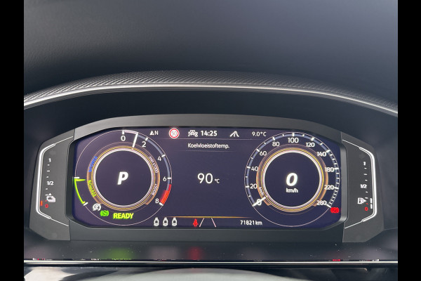 Volkswagen Arteon Shooting Brake eHYBRID 218PK DSG R-LINE BUSINESS+ TREKHAAK/360CAMERA/PANORAMADAK