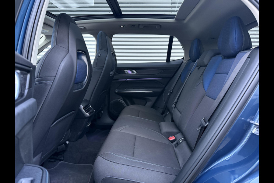 Lynk & Co 01 1.5 1e Eigenaar,Navi,Pano,Camera,Clima,Cruise,PDC,N.A.P,APK tot 06-2026