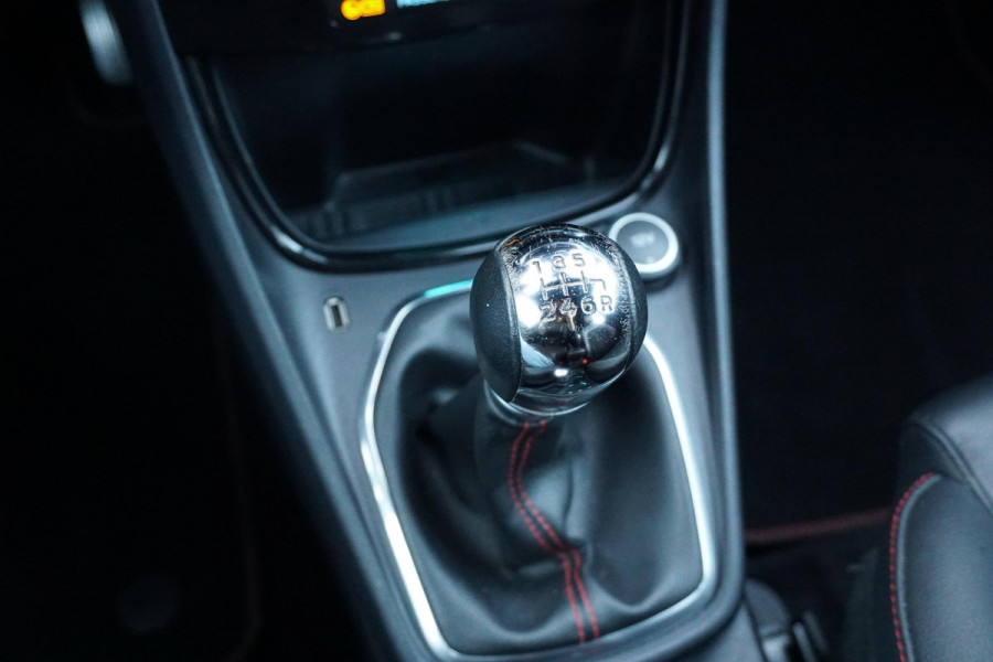 Ford Puma 1.0 EcoBoost Hybrid ST-Line X + B&O / NAVIGATIE /