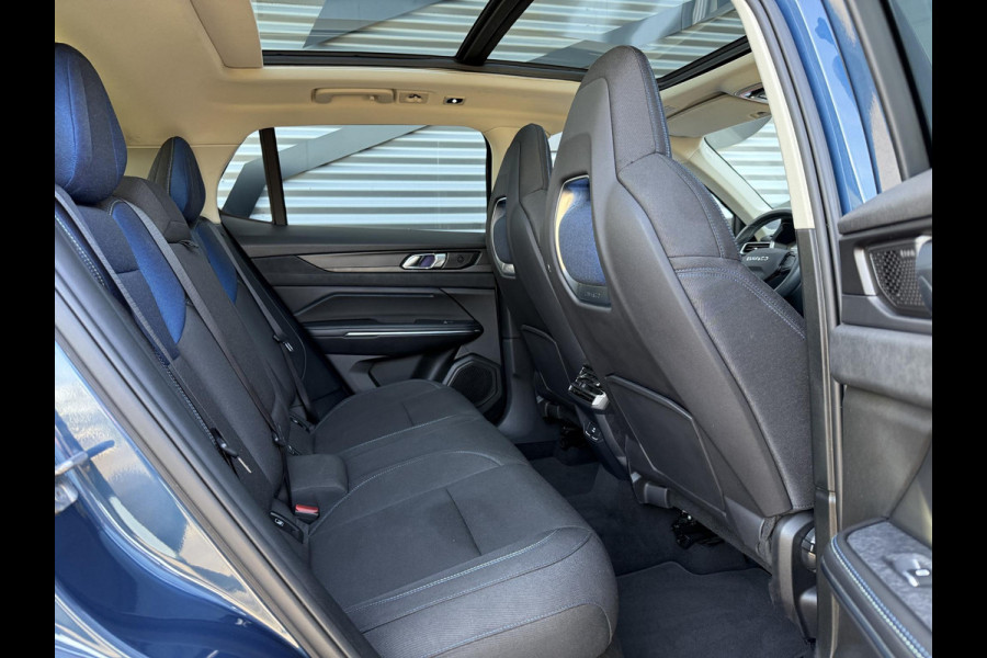 Lynk & Co 01 1.5 1e Eigenaar,Navi,Pano,Camera,Clima,Cruise,PDC,N.A.P,APK tot 06-2026