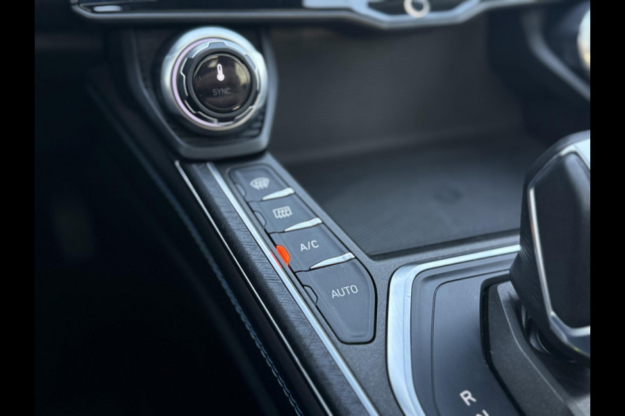 Lynk & Co 01 1.5 1e Eigenaar,Navi,Pano,Camera,Clima,Cruise,PDC,N.A.P,APK tot 06-2026