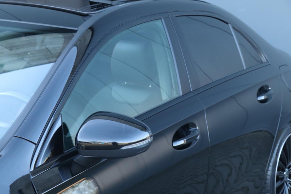 Mercedes-Benz A-Klasse 180 AMG | PANO | Sfeerverlichting | Camera | Nette auto!