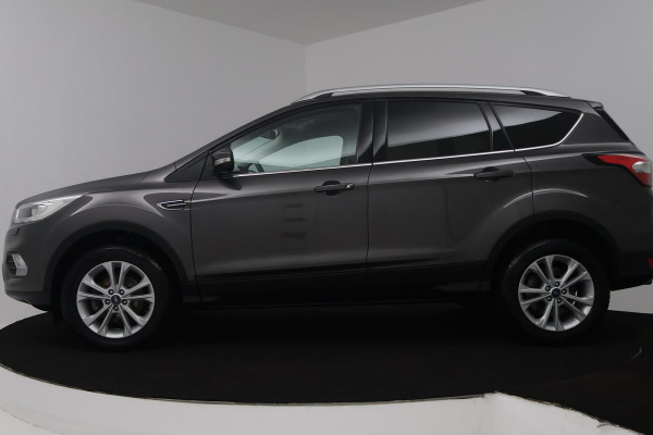 Ford Kuga 1.5 EcoBoost Titanium (TREKHAAK, STOEL/STUUR VERWARMING, NAVIGATIE, PARKEERSENSOREN)