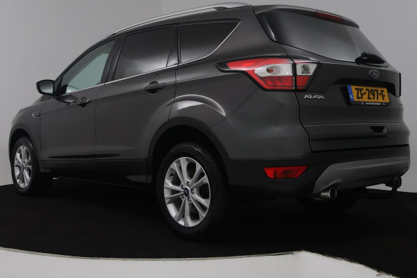 Ford Kuga 1.5 EcoBoost Titanium (TREKHAAK, STOEL/STUUR VERWARMING, NAVIGATIE, PARKEERSENSOREN)