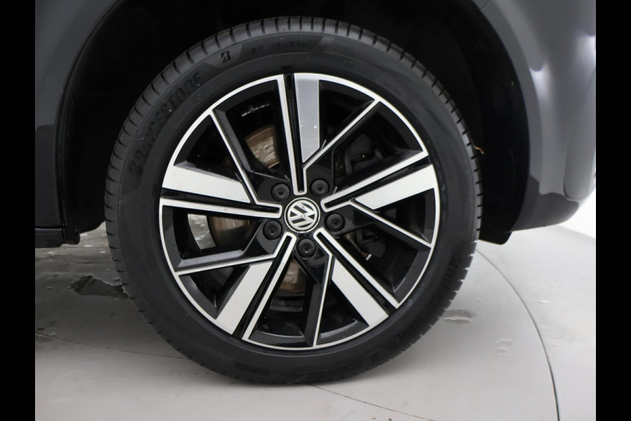 Volkswagen Transporter CARAVELLE 2.0 TDI 204 PK D.C. + LEDER | MEMORY | 2 ELEKTR. SCHUIFDEUREN | VIRTUAL COCKPIT | TREKHAAK