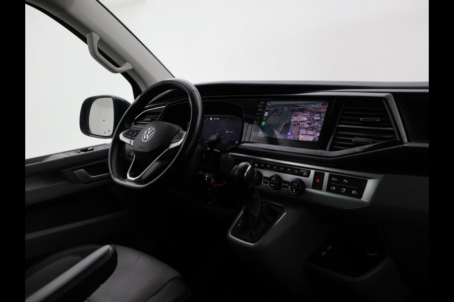 Volkswagen Transporter CARAVELLE 2.0 TDI 204 PK D.C. + LEDER | MEMORY | 2 ELEKTR. SCHUIFDEUREN | VIRTUAL COCKPIT | TREKHAAK