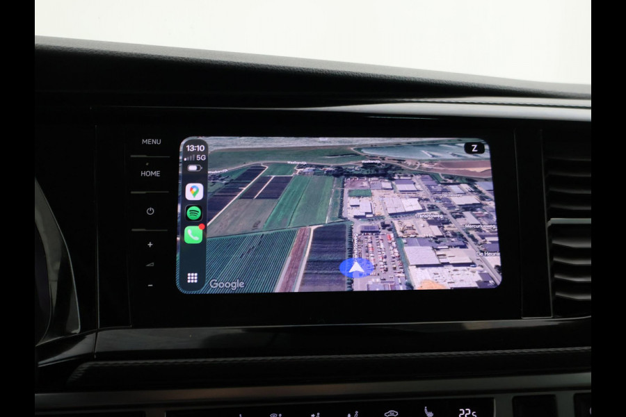 Volkswagen Transporter CARAVELLE 2.0 TDI 204 PK D.C. + LEDER | MEMORY | 2 ELEKTR. SCHUIFDEUREN | VIRTUAL COCKPIT | TREKHAAK